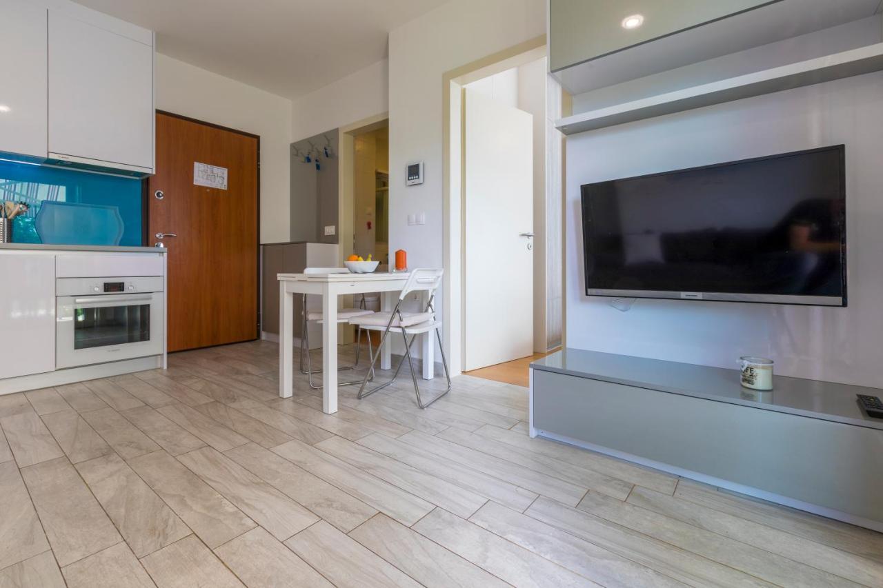 Mb Apartmani Crikvenica Kültér fotó